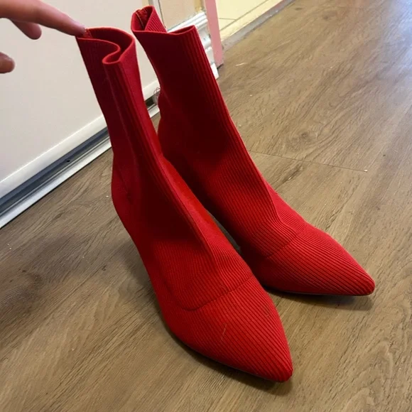 heels - Picture 2 of 2